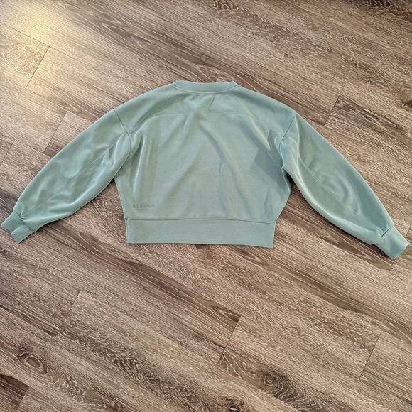 Lululemon Softstreme Perfectly Oversized Cropped Crew - Picture 4 of 6